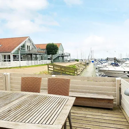 4 Person In Rudkobing-by Traum *