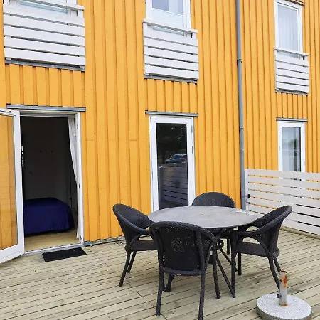 4 Person In Rudkobing-by Traum *