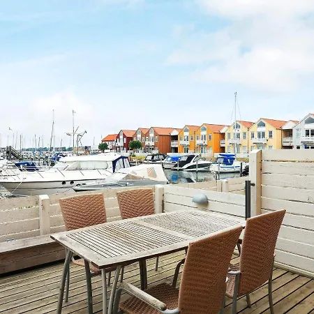 4 Person In Rudkobing-by Traum